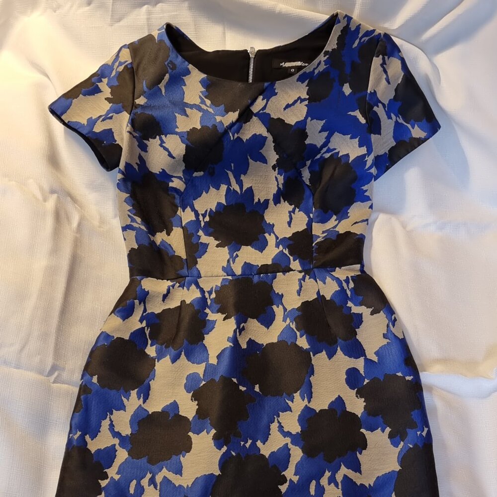 Alex + Alex black with blue and white pattern mini dress